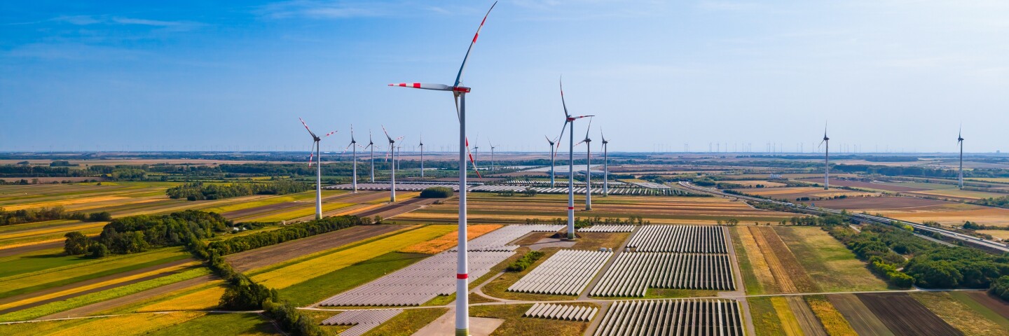 Windpark und Solarpark