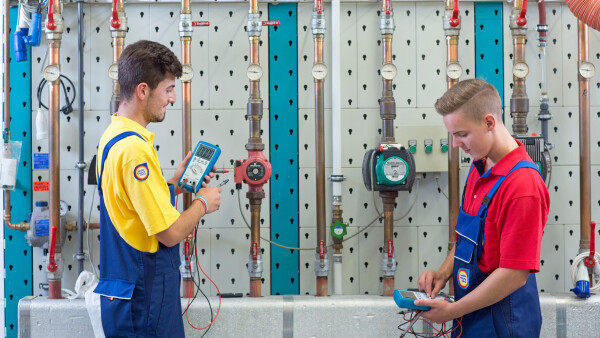 SHK-Anlagenmechaniker werden weiterhin gebraucht – allerdings verändern sich die Aufgaben.