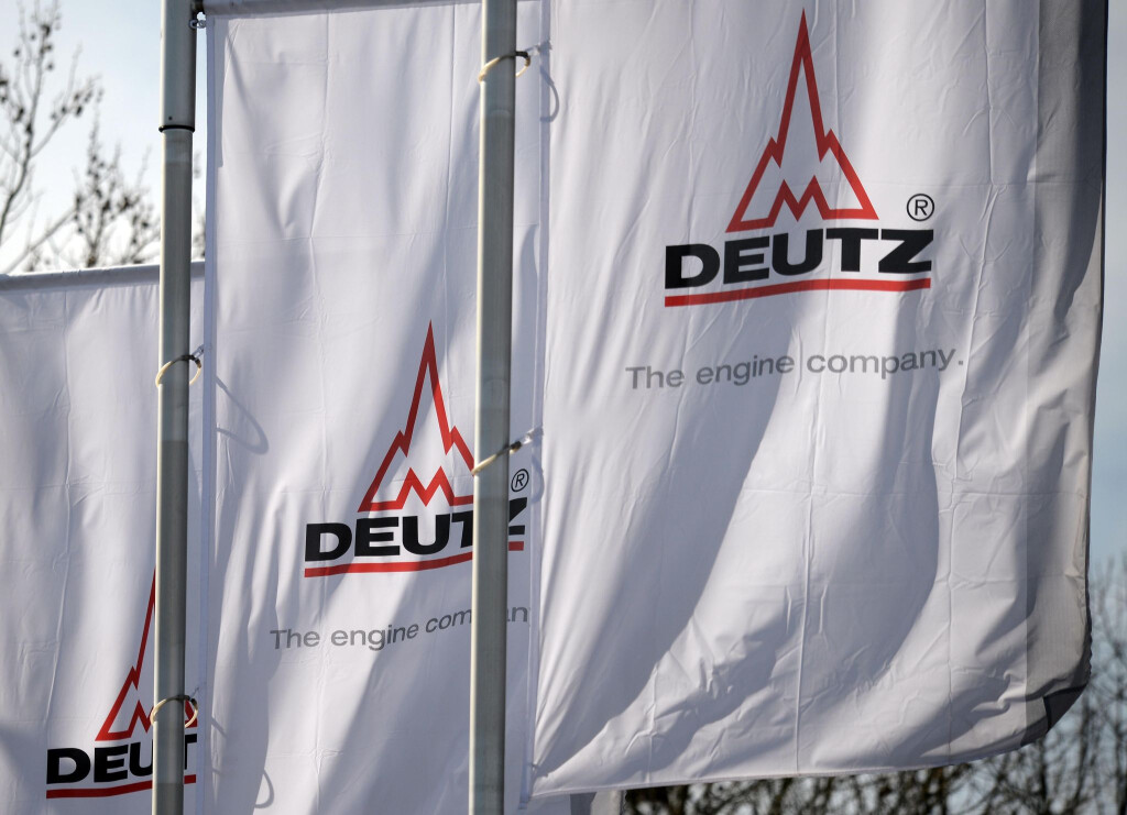 Deutz-Fahnen am Kölner Motorenwerk - andere Standorte werden in dem Konzern immer wichtiger.
