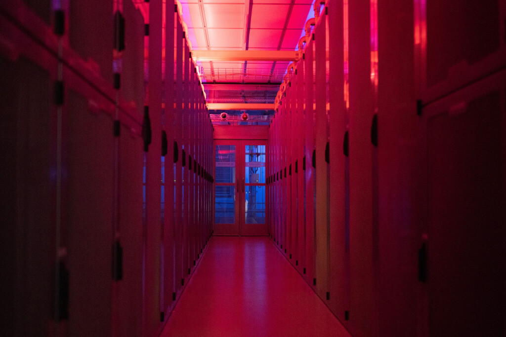 Frankfurt kann derzeit den Strombedarf weiterer Rechenzentren nicht decken. (Archivbild)