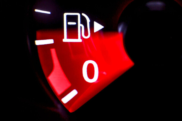 Auf Baustellen lassen Diebe immer wieder große Mengen Kraftstoff mitgehen. (Symbolbild)