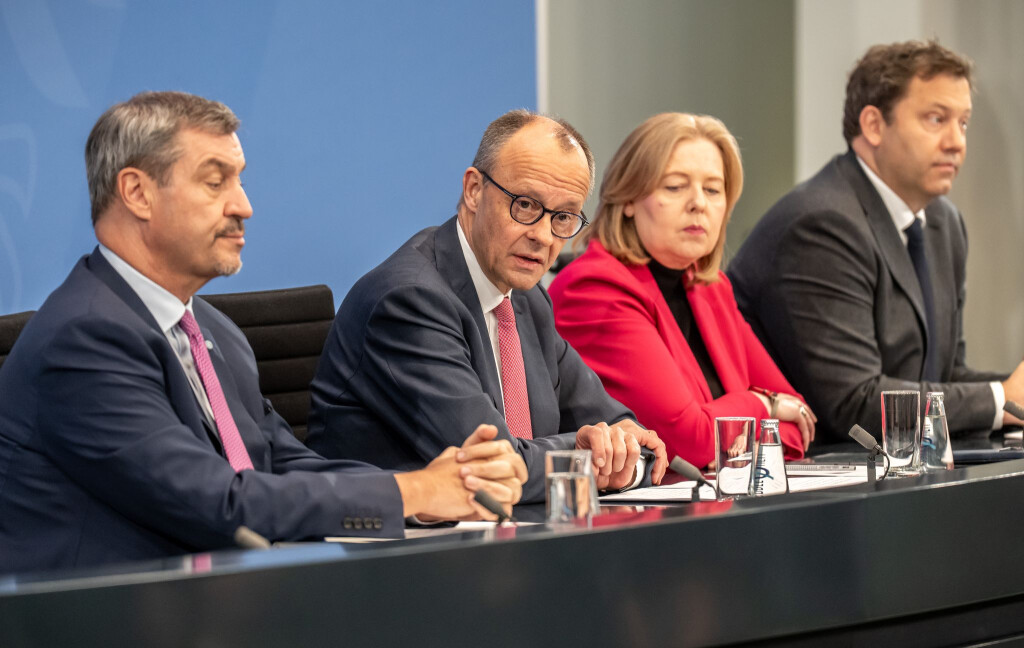 Kanzler Merz dämpfte Erwartungen an langfristig wirkende Entlastungen bei den Spritpreisen.