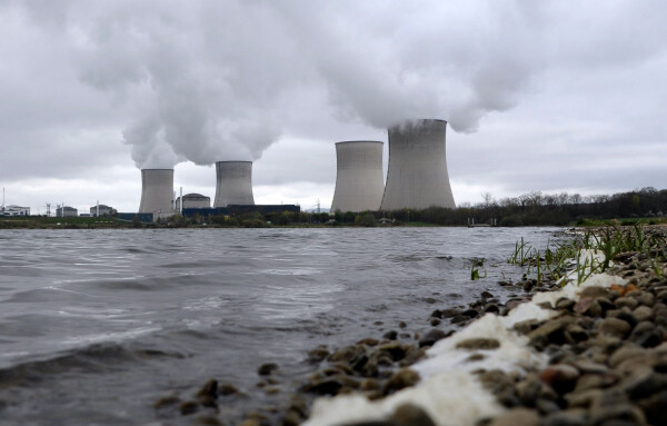 Das Saarland, Rheinland-Pfalz und Luxemburg streben seit längerem eine Stilllegung des Atomkraftwerks an. (Archivbild)