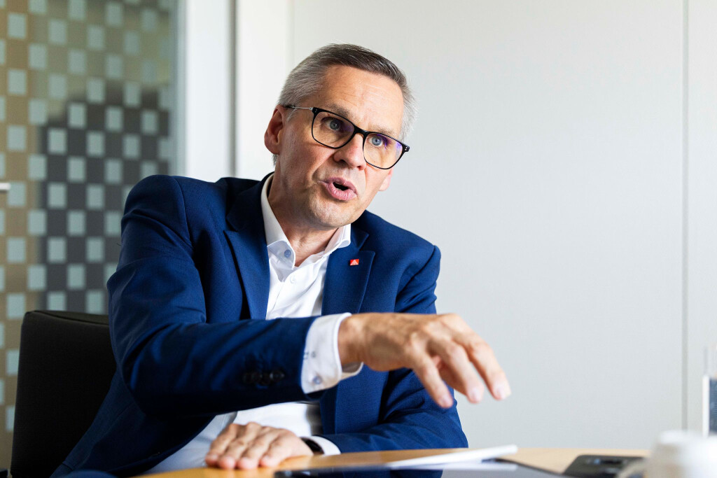 Thorsten Gröger, Bezirksleiter der IG Metall in Niedersachsen und Sachsen-Anhalt: «Natürlich schadet eine zu lange Debatte.» (Archivbild)