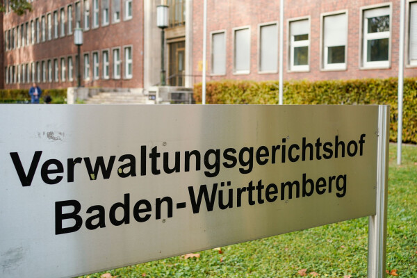 Teilsieg im Streit um umstrittene Klärschlammanlage. (Archivbild)