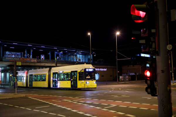 Der Stromausfall im Berliner Südosten ist beendet.