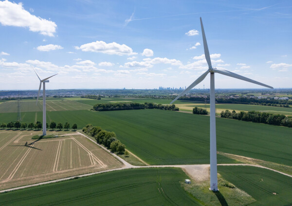 Der Ausbau der Windkraft in Hessen kommt nicht voran (Archivbild)