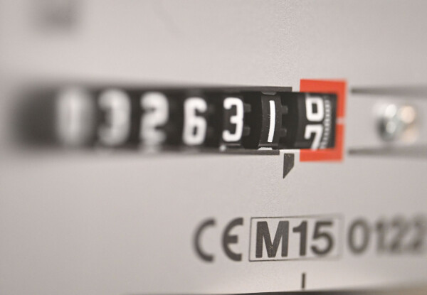 Zum Jahreswechsel werden Strom und Gas für Hunderttausende Südwest-Haushalte günstiger. (Symbolbild)