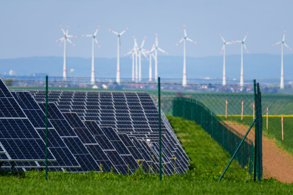 Erneuerbare Energien bescheren Bürgern und Kommunen zunehmend Einnahmen.