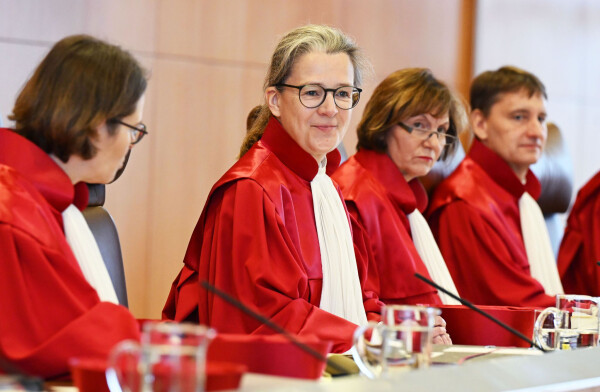 Die Vizepräsidentin des Gerichts, Ann-Katrin Kaufhold, eröffnete die Verhandlung.