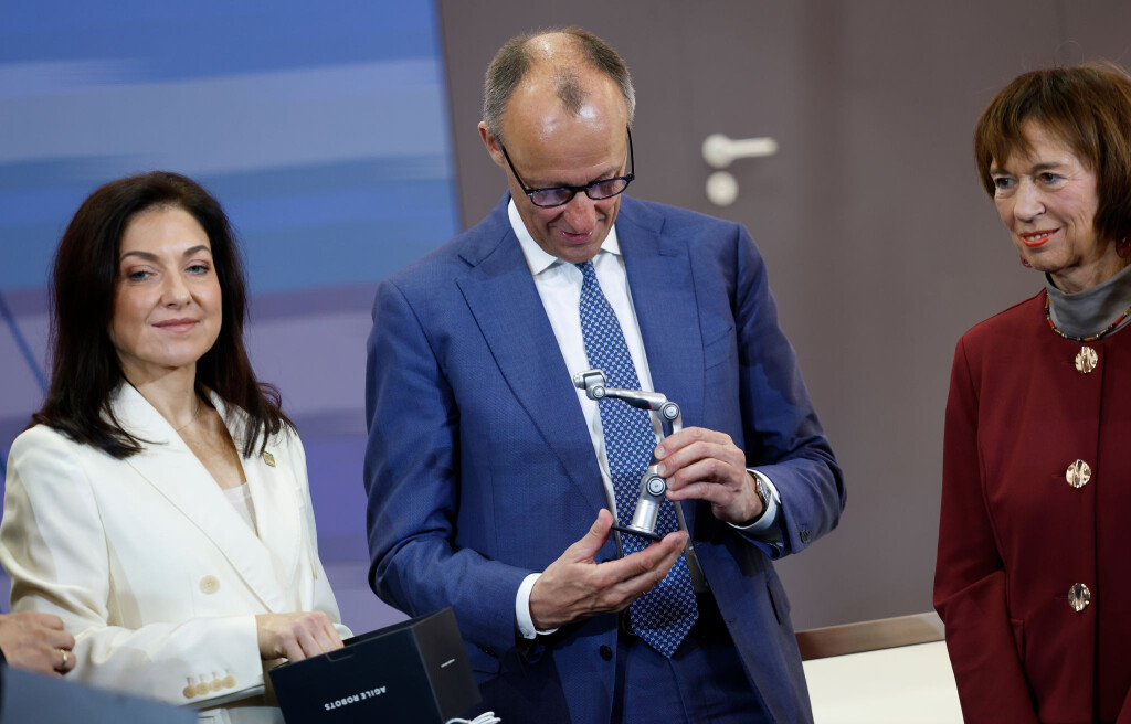 Sehen die Versorgung gesichert - Bundeskanzler Friedrich Merz und seine Wirtschaftsministerin Katherina Reiche.