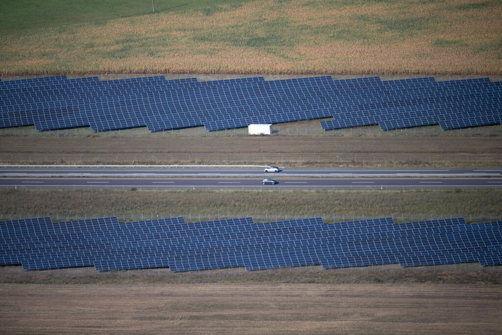 Eine Analyse der Landesenergieagentur sieht in Thüringen großes Potenzial für Solarflächen. (Symbolbild)