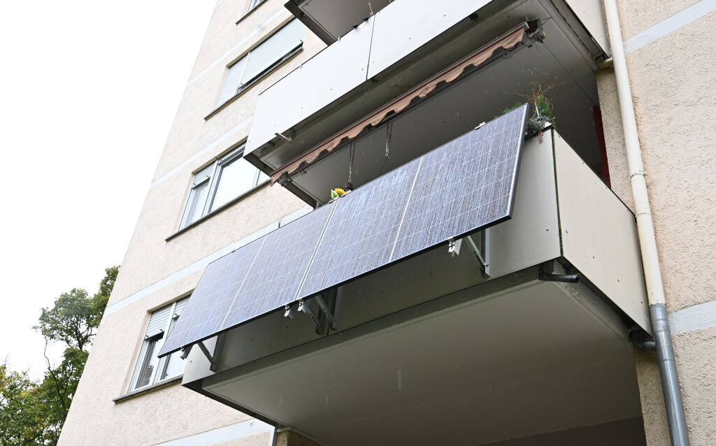 Mini-Solaranlagen am Balkon oder der Terrasse boomen in Baden-Württemberg.