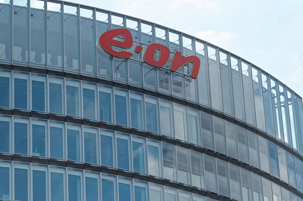 Der Energiekonzern Eon hat kritisiert, dass die Bundesregierung die Stromsteuersenkung «für alle» jetzt doch nicht so umsetzen will wie im Koalitionsvertrag vorgesehen. (Archivbild)