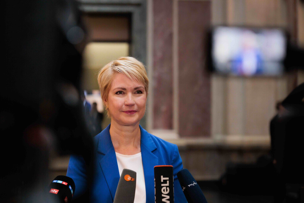 MV-Ministerpräsidentin Manuela Schwesig (SPD) fordert ein Gesamtpaket zur Entlastung der Bürger. (Archivbild)