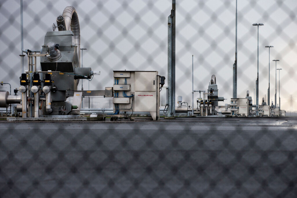 Erdbeben sind in der Provinz an der Grenze zu Niedersachsen keine Seltenheit: Sie werden durch die jahrzehntelange Förderung von Erdgas in der Region verursacht. (Archivbild)