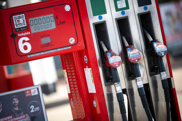 Der TÜV Thüringen rät von einer Einlagerung von Benzin oder Diesel ab. (Symbolbild)