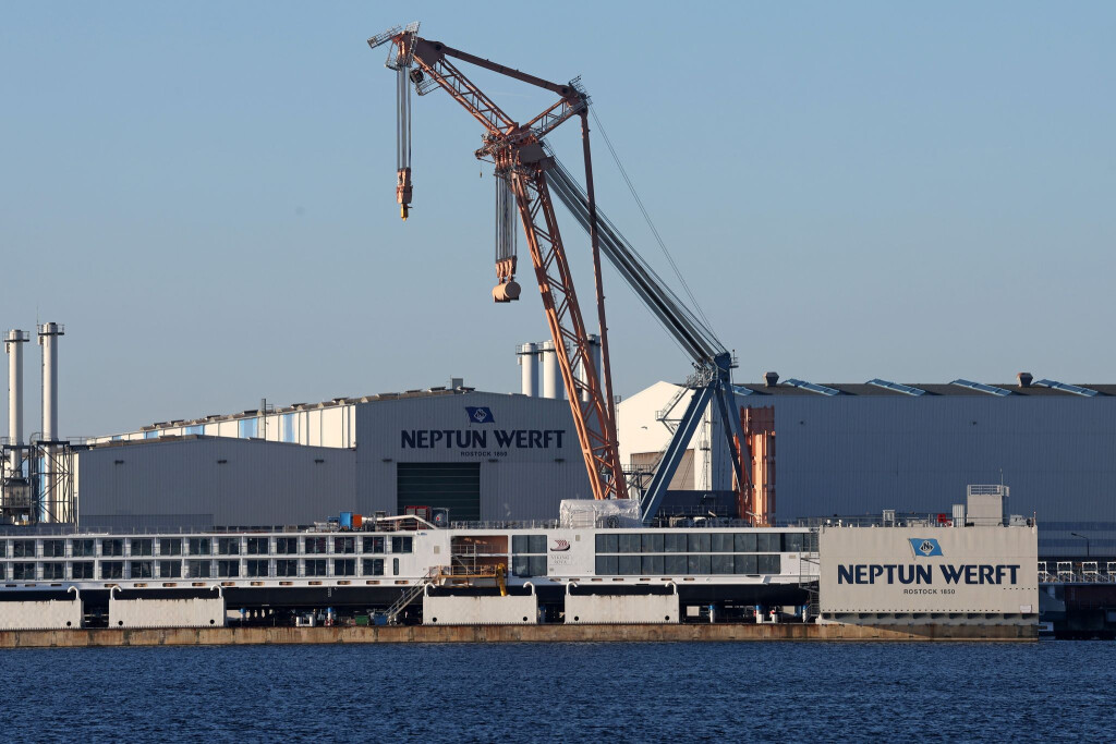 In Rostock-Warnemünde sollen künftig Konverterplattformen gebaut werden. (Archivbild)