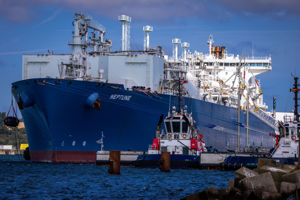 Das LNG-Terminlal wird über Generatoren mit Strom versorgt. (Archivbild)