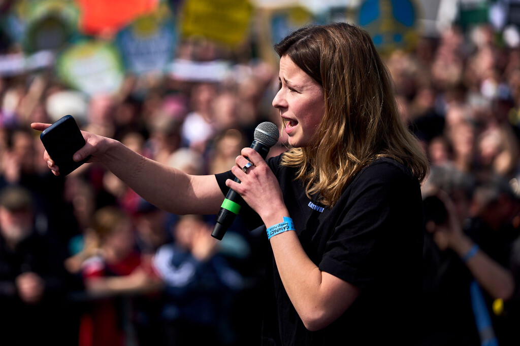 Fridays for Future will am Freitag mit einem deutschlandweiten Aktionstag für eine andere Klimapolitik demonstrieren. (Archivbild)