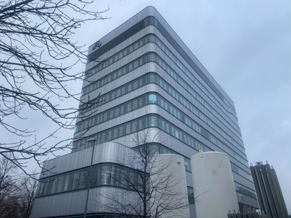 Der neue UFZ-Forschungsbau in Leipzig: moderne Labore für Zukunftsthemen von Klimaschutz bis Energiewende.