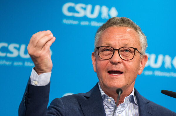 BIHK-Präsident Klaus Josef Lutz, der frühere Baywa-Chef, im Jahr 2022. Heute wehrt sich Lutz gegen Vorwürfe, er sei verantwortlich für die Schieflage der Baywa. (Archivbild)