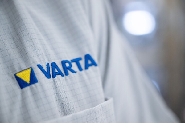 Nach der monatelangen Sanierung scheint es beim Batteriehersteller Varta nun langsam bergauf zu gehen. (Archivbild)