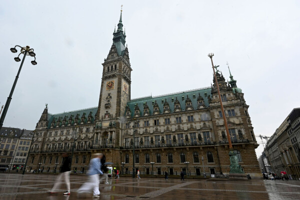 Mindestens sieben Staats- und Regierungschefs werden zum Nordsee-Gipfel im Rathaus erwartet. (Archivbild)