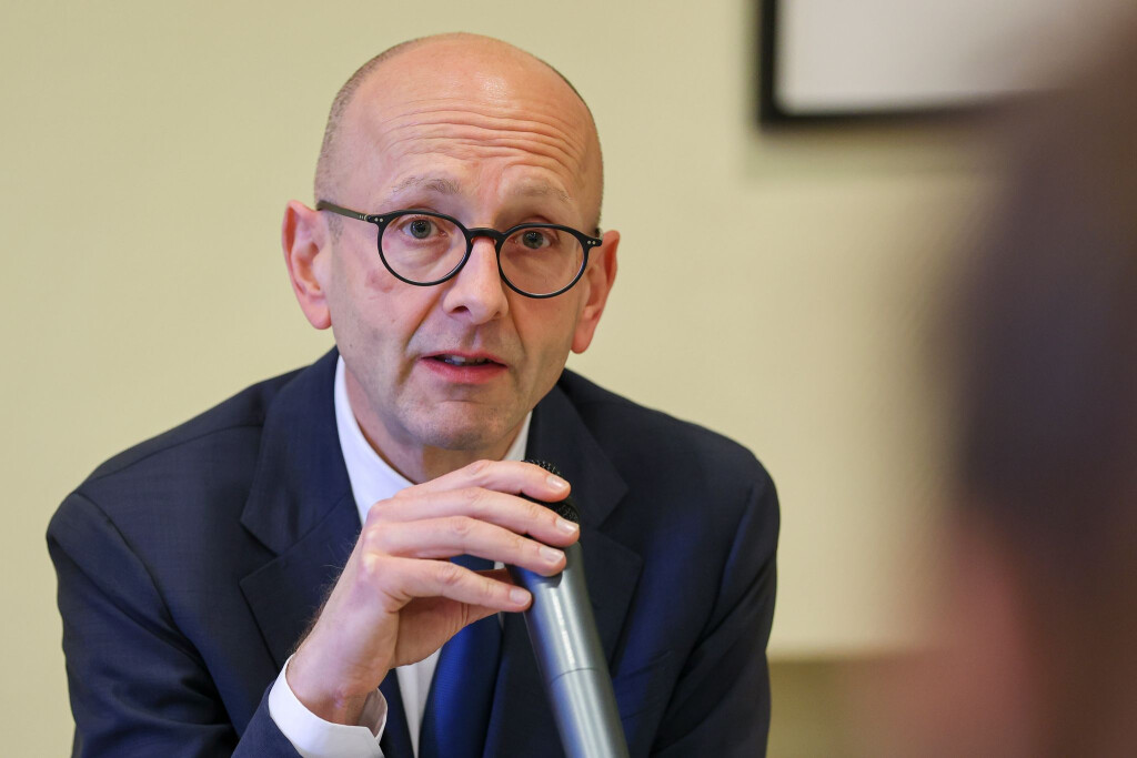 Lucas Flöther führt derzeit den Betrieb am insolventen Domo-Standort in Premnitz fort und sucht nach einem Investor für das Unternehmen.