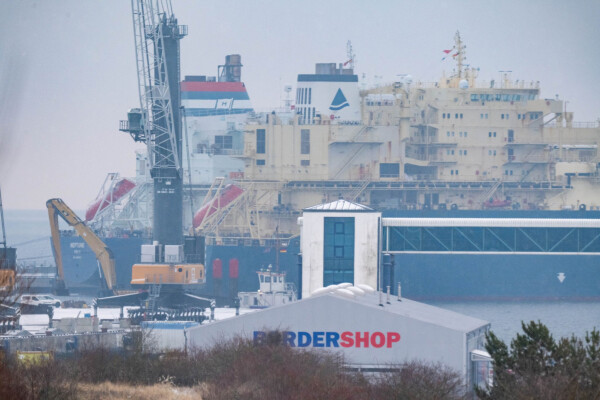 Das Rügener LNG-Terminal hat im Vergleich zu anderen deutschen Terminals zuletzt wieder am meisten Gas eingespeist.