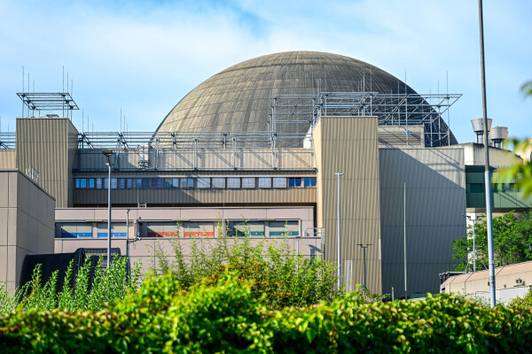 Das Kraftwerk Emsland ist eins der letzten deutschen Atomkraftwerke und wird derzeit zurückgebaut. (Archivbild)