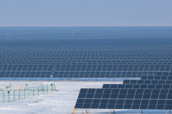 China war laut einer Studie der Denkfabrik Ember im ersten Halbjahr 2025 für 55 Prozent des weltweiten Solarwachstums verantwortlich.