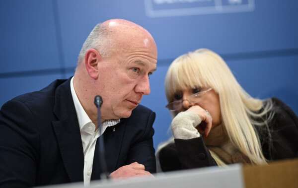 Berlins Regierender Bürgermeister Kai Wegner (CDU) und Innensenatorin Iris Spranger (SPD) setzen auf verstärkte Ermittlungen im Fall des Brandanschlags in Berlin.