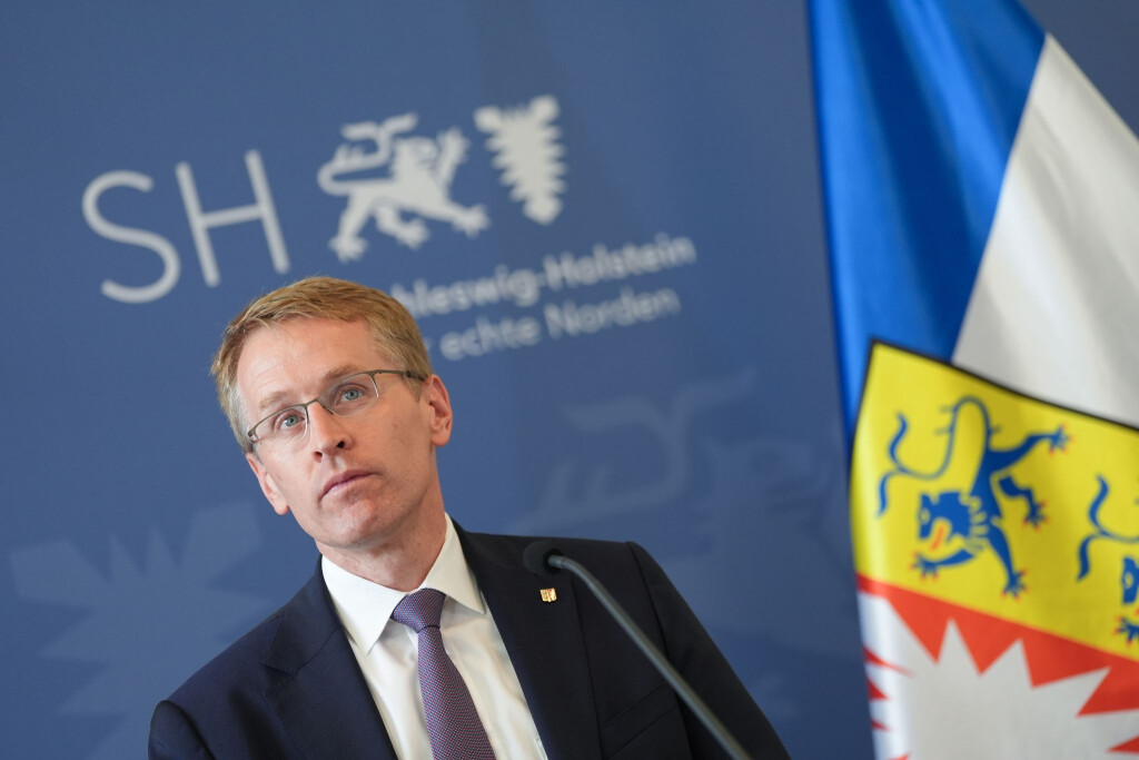 Daniel Günther erwartet ein klares Festhalten an den Zielen. (Archivbild)