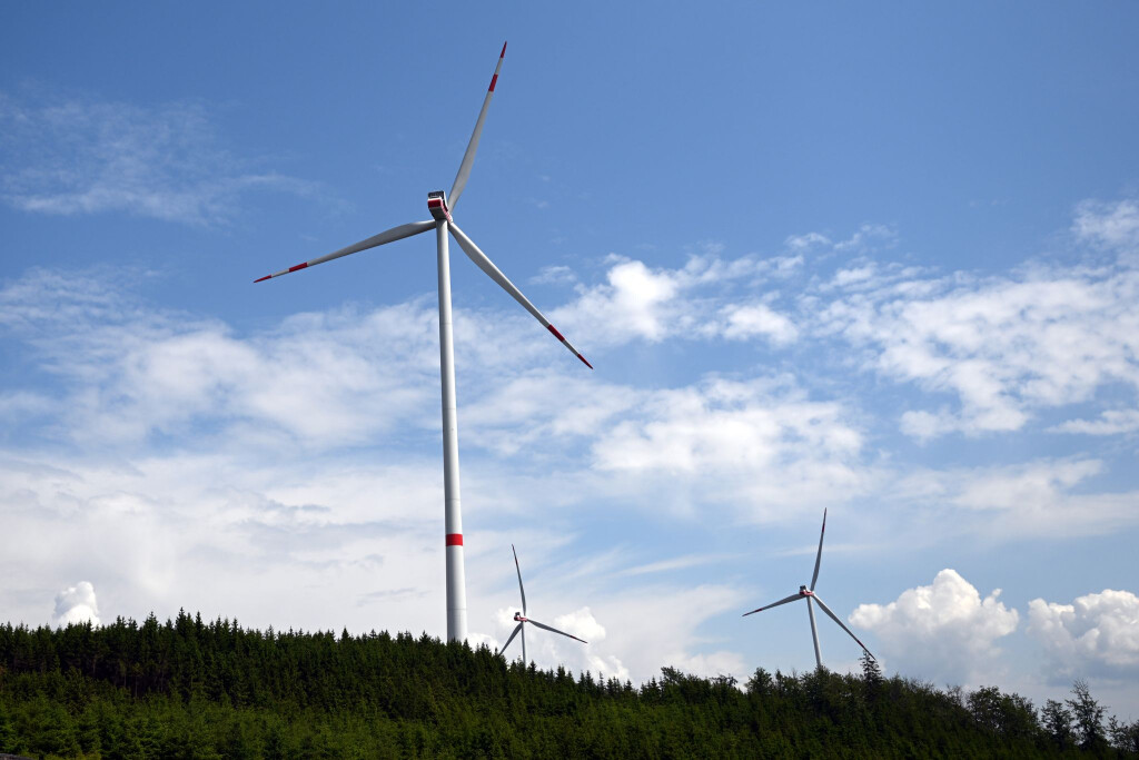 NRW könnte in diesem Jahr ein neues Rekordniveau beim Windkraftausbau erreichen.