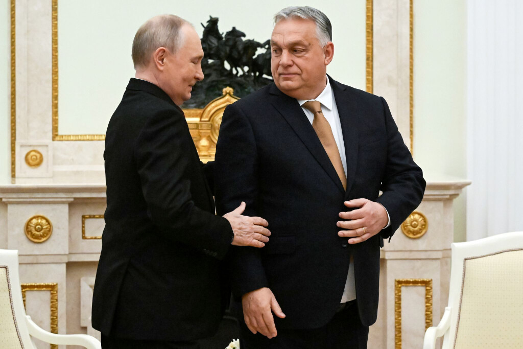 Kremlchef Wladimir Putin lässt auf Bitte des ungarischen Ministerpräsidenten Viktor Orban zwei Kriegsgefangene frei. (Archivbild)