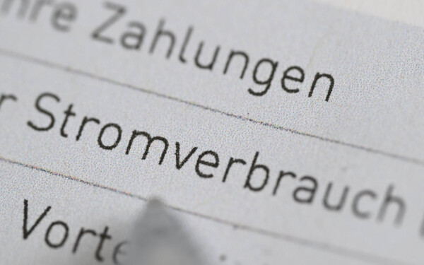 Bei wem kommt die geplante Strompreis-Entlastung an? (Symbolbild)