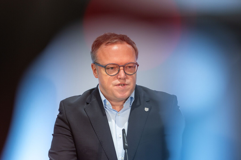 Mario Voigt (CDU) lobt die geplante Reform des Heizungsgesetzes. (Archivbild)