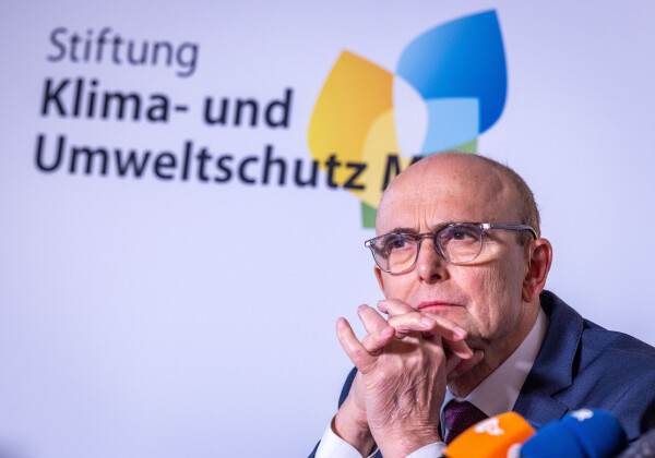 Für Erwin Sellering als Ex-Vorstandsvorsitzender der Klimastiftung kam eine Auflösung der umstrittenen Stiftung nie in Frage. (Archivbild)