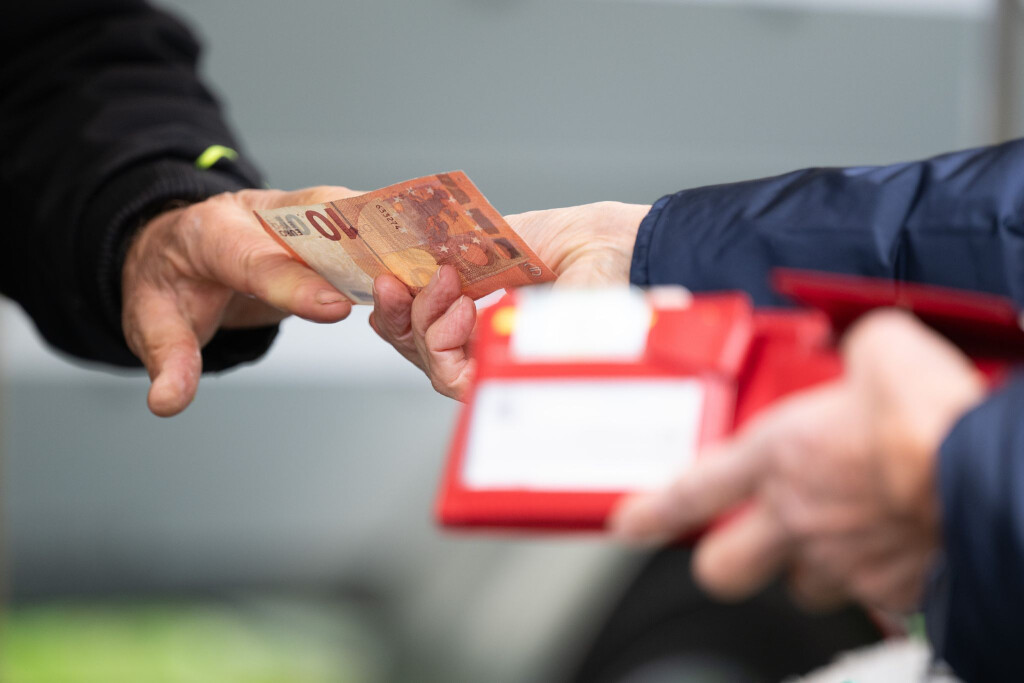 Die Preissteigerungen haben viele Menschen in Bayern nicht nur beim Wocheneinkauf zu spüren bekommen. (Symbolbild)