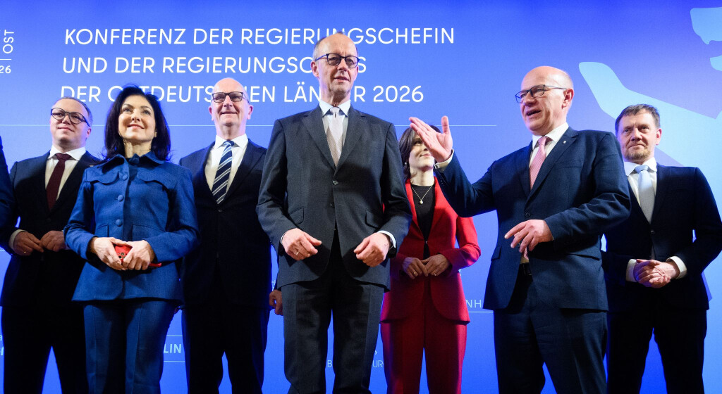 Brandenburgs Ministerpräsident Dietmar Woidke (SPD) dringt auf mehr Maßnahmen des Bundes gegen hohe Spritpreise.